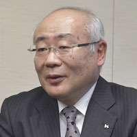 楢岡祥之氏