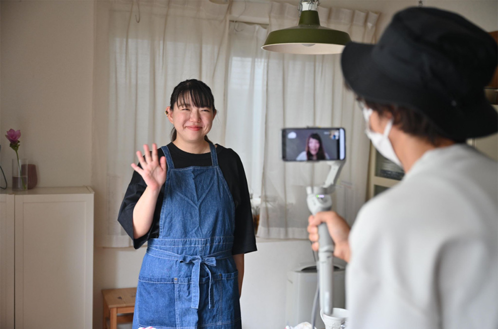 家族で料理をシェアしよう!スキレットを使った簡単アウトドアレシピ